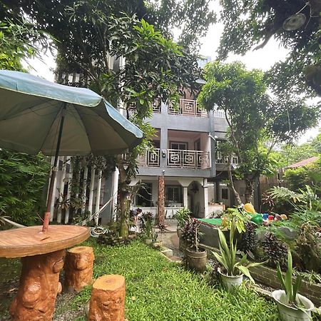 تاجيتاي Purple Orchid Bed And Breakfast المظهر الخارجي الصورة